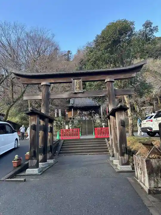高尾山麓氷川神社(東京都)