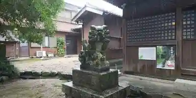 左軍神社の本殿