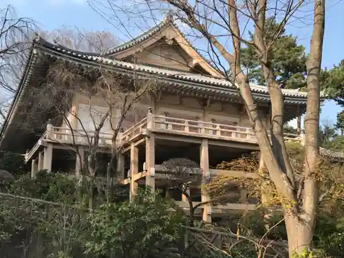東長谷寺　薬王院の本殿・本堂
