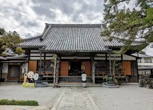 當行寺の本殿・本堂