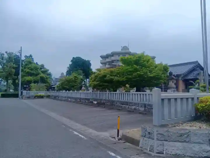 八幡神社の{uncategorized: "未分類", other: "その他", undefined: "問題あり", building: "その他建物", grave: "お墓", sacred_gate: "鳥居", guardian: "狛犬", statue: "像", buddha: "仏像", history: "歴史", nature: "自然", garden: "庭園", animal: "動物", pagoda: "塔", temizu: "手水舎", mountain_gate: "山門・神門", sanctuary: "本殿・本堂", subordinate: "末社・摂社", art: "芸術", scenery: "景色", jizo: "地蔵", ema: "絵馬", goshuin: "御朱印", omikuji: "おみくじ", items: "授与品その他", amulet: "お守り", goshuincho: "御朱印帳", eats: "食事", festival: "お祭り", votive_dance: "神楽", shichigosan: "七五三参", wedding: "結婚式", experience: "体験その他", initially: "初詣", around: "周辺", anti_infection: "感染症対策"}