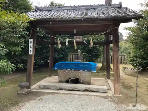 安仁神社の手水舎