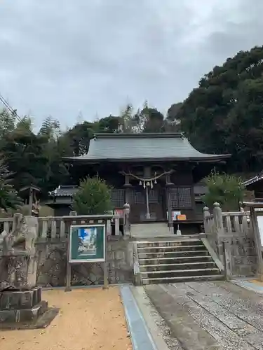 惣社八幡宮の本殿