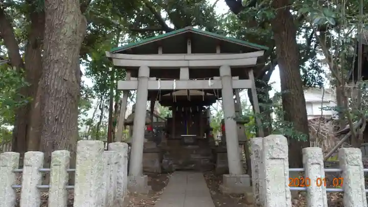 八幡神社の鳥居