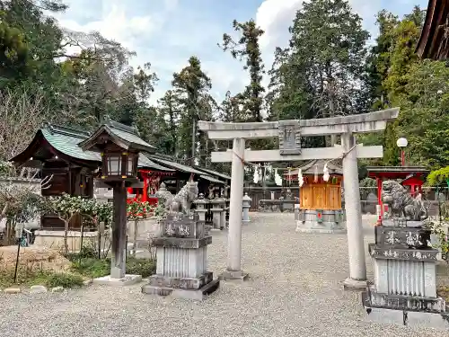 沙沙貴神社の末社