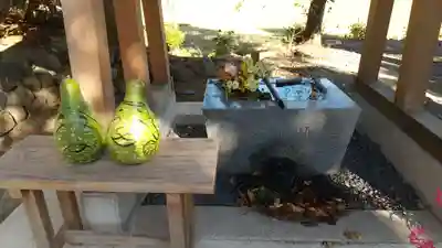 高司神社〜むすびの神の鎮まる社〜の手水舎