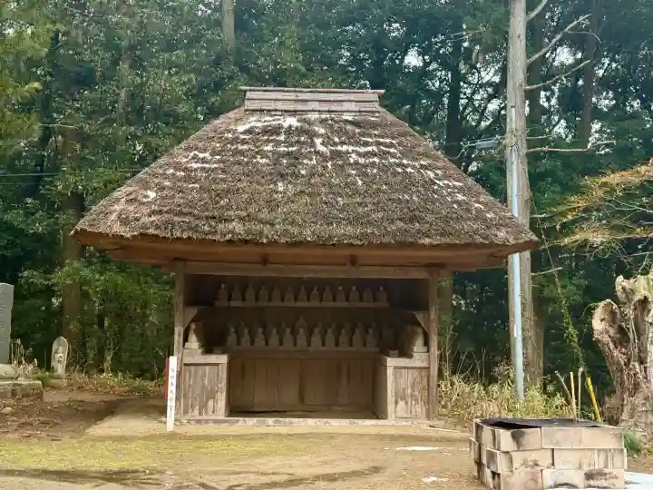 西明寺の{uncategorized: "未分類", other: "その他", undefined: "問題あり", building: "その他建物", grave: "お墓", sacred_gate: "鳥居", guardian: "狛犬", statue: "像", buddha: "仏像", history: "歴史", nature: "自然", garden: "庭園", animal: "動物", pagoda: "塔", temizu: "手水舎", mountain_gate: "山門・神門", sanctuary: "本殿・本堂", subordinate: "末社・摂社", art: "芸術", scenery: "景色", jizo: "地蔵", ema: "絵馬", goshuin: "御朱印", omikuji: "おみくじ", items: "授与品その他", amulet: "お守り", goshuincho: "御朱印帳", eats: "食事", festival: "お祭り", votive_dance: "神楽", shichigosan: "七五三参", wedding: "結婚式", experience: "体験その他", initially: "初詣", around: "周辺", anti_infection: "感染症対策"}