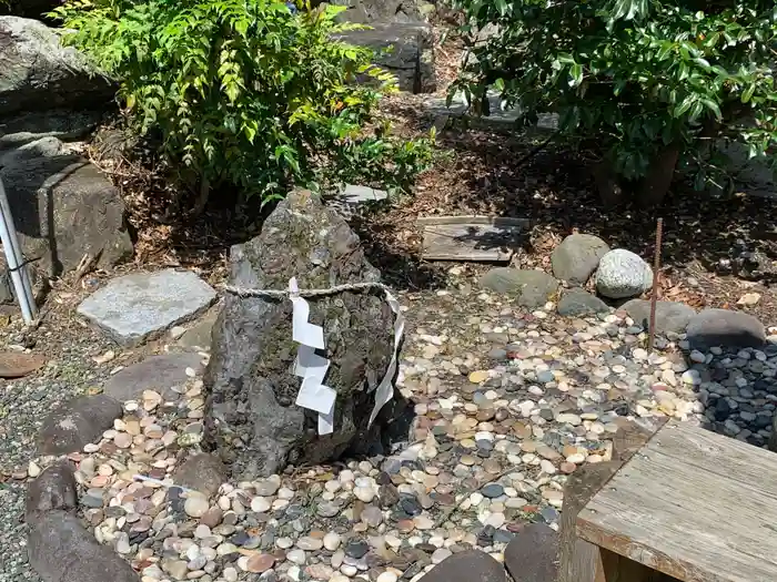 男山八幡神社の建物その他