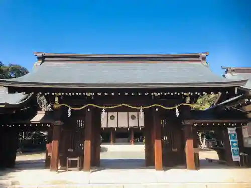 竈山神社の山門