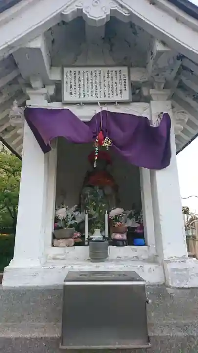 延命地蔵尊の地蔵