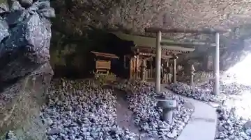 天安河原宮の本殿・本堂