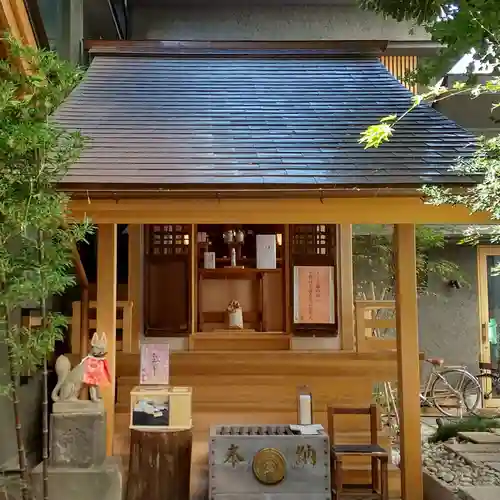 五十稲荷神社(栄寿稲荷神社)の本殿・本堂