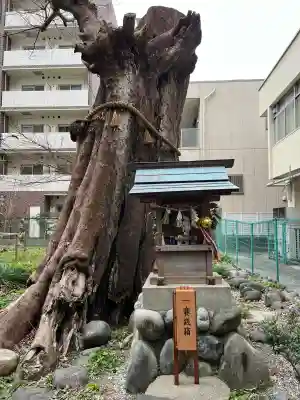 金明竜神社の{uncategorized: "未分類", other: "その他", undefined: "問題あり", building: "その他建物", grave: "お墓", sacred_gate: "鳥居", guardian: "狛犬", statue: "像", buddha: "仏像", history: "歴史", nature: "自然", garden: "庭園", animal: "動物", pagoda: "塔", temizu: "手水舎", mountain_gate: "山門・神門", sanctuary: "本殿・本堂", subordinate: "末社・摂社", art: "芸術", scenery: "景色", jizo: "地蔵", ema: "絵馬", goshuin: "御朱印", omikuji: "おみくじ", items: "授与品その他", amulet: "お守り", goshuincho: "御朱印帳", eats: "食事", festival: "お祭り", votive_dance: "神楽", shichigosan: "七五三参", wedding: "結婚式", experience: "体験その他", initially: "初詣", around: "周辺", anti_infection: "感染症対策"}