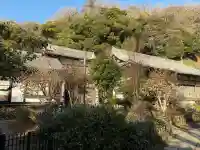 円覚寺の{uncategorized: "未分類", other: "その他", undefined: "問題あり", building: "その他建物", grave: "お墓", sacred_gate: "鳥居", guardian: "狛犬", statue: "像", buddha: "仏像", history: "歴史", nature: "自然", garden: "庭園", animal: "動物", pagoda: "塔", temizu: "手水舎", mountain_gate: "山門・神門", sanctuary: "本殿・本堂", subordinate: "末社・摂社", art: "芸術", scenery: "景色", jizo: "地蔵", ema: "絵馬", goshuin: "御朱印", omikuji: "おみくじ", items: "授与品その他", amulet: "お守り", goshuincho: "御朱印帳", eats: "食事", festival: "お祭り", votive_dance: "神楽", shichigosan: "七五三参", wedding: "結婚式", experience: "体験その他", initially: "初詣", around: "周辺", anti_infection: "感染症対策"}