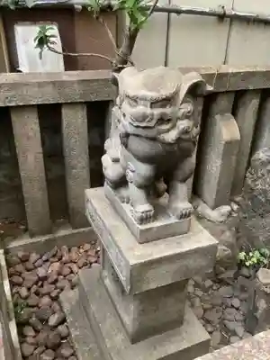 柳里神社の狛犬