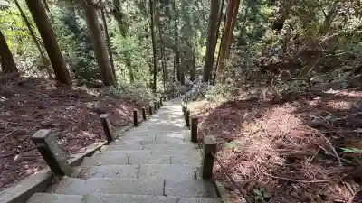 室生寺奥の院の{uncategorized: "未分類", other: "その他", undefined: "問題あり", building: "その他建物", grave: "お墓", sacred_gate: "鳥居", guardian: "狛犬", statue: "像", buddha: "仏像", history: "歴史", nature: "自然", garden: "庭園", animal: "動物", pagoda: "塔", temizu: "手水舎", mountain_gate: "山門・神門", sanctuary: "本殿・本堂", subordinate: "末社・摂社", art: "芸術", scenery: "景色", jizo: "地蔵", ema: "絵馬", goshuin: "御朱印", omikuji: "おみくじ", items: "授与品その他", amulet: "お守り", goshuincho: "御朱印帳", eats: "食事", festival: "お祭り", votive_dance: "神楽", shichigosan: "七五三参", wedding: "結婚式", experience: "体験その他", initially: "初詣", around: "周辺", anti_infection: "感染症対策"}