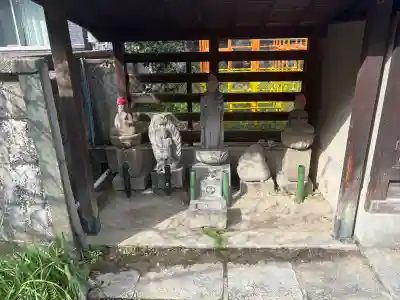 成福寺の{uncategorized: "未分類", other: "その他", undefined: "問題あり", building: "その他建物", grave: "お墓", sacred_gate: "鳥居", guardian: "狛犬", statue: "像", buddha: "仏像", history: "歴史", nature: "自然", garden: "庭園", animal: "動物", pagoda: "塔", temizu: "手水舎", mountain_gate: "山門・神門", sanctuary: "本殿・本堂", subordinate: "末社・摂社", art: "芸術", scenery: "景色", jizo: "地蔵", ema: "絵馬", goshuin: "御朱印", omikuji: "おみくじ", items: "授与品その他", amulet: "お守り", goshuincho: "御朱印帳", eats: "食事", festival: "お祭り", votive_dance: "神楽", shichigosan: "七五三参", wedding: "結婚式", experience: "体験その他", initially: "初詣", around: "周辺", anti_infection: "感染症対策"}