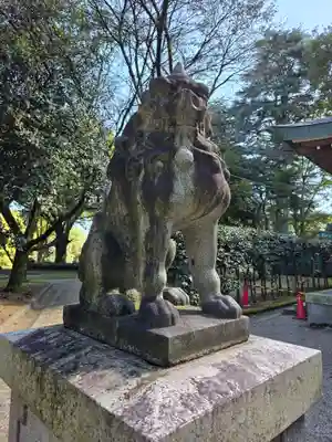 高岡市護国神社の狛犬