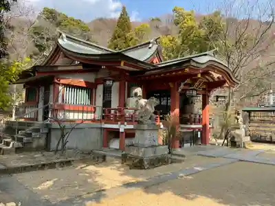 岡本八幡神社の本殿・本堂