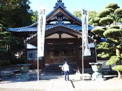 実相寺の本殿・本堂