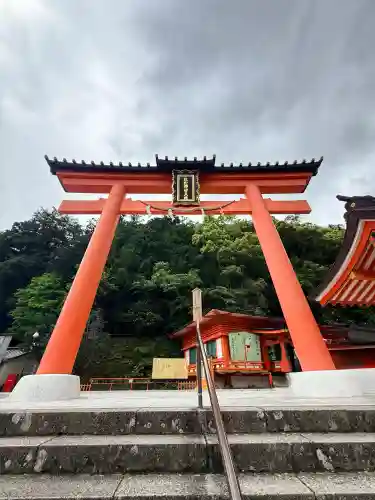 熊野那智大社の{uncategorized: "未分類", other: "その他", undefined: "問題あり", building: "その他建物", grave: "お墓", sacred_gate: "鳥居", guardian: "狛犬", statue: "像", buddha: "仏像", history: "歴史", nature: "自然", garden: "庭園", animal: "動物", pagoda: "塔", temizu: "手水舎", mountain_gate: "山門・神門", sanctuary: "本殿・本堂", subordinate: "末社・摂社", art: "芸術", scenery: "景色", jizo: "地蔵", ema: "絵馬", goshuin: "御朱印", omikuji: "おみくじ", items: "授与品その他", amulet: "お守り", goshuincho: "御朱印帳", eats: "食事", festival: "お祭り", votive_dance: "神楽", shichigosan: "七五三参", wedding: "結婚式", experience: "体験その他", initially: "初詣", around: "周辺", anti_infection: "感染症対策"}