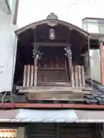 萬長本店の秋葉神社(屋根神)の本殿・本堂