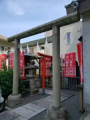 穏田神社の鳥居