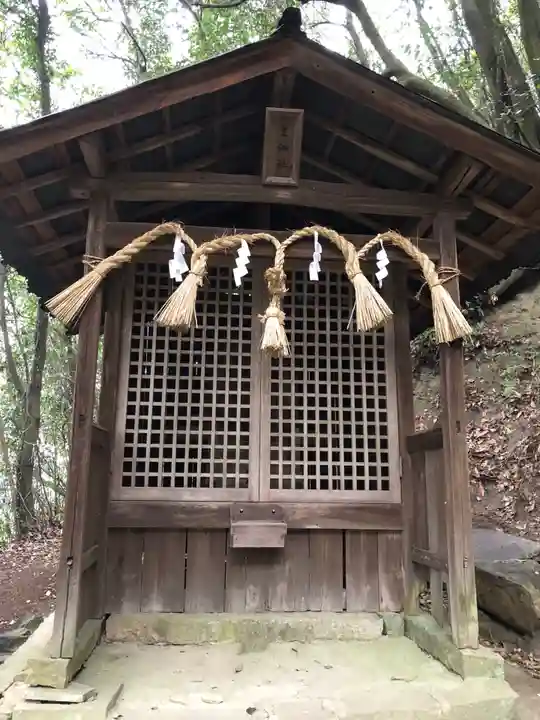 天別豊姫神社の末社・摂社