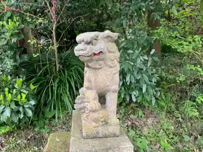 熊野神社の狛犬