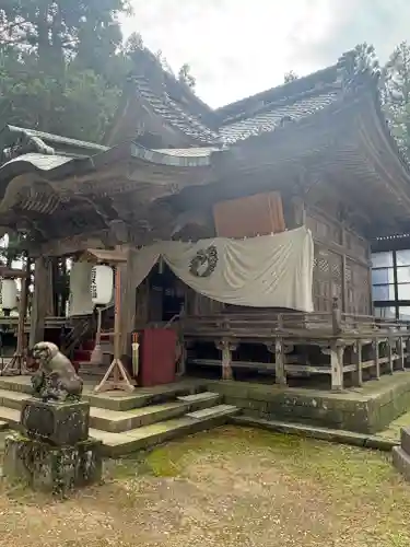 守りの神　藤基神社の本殿・本堂
