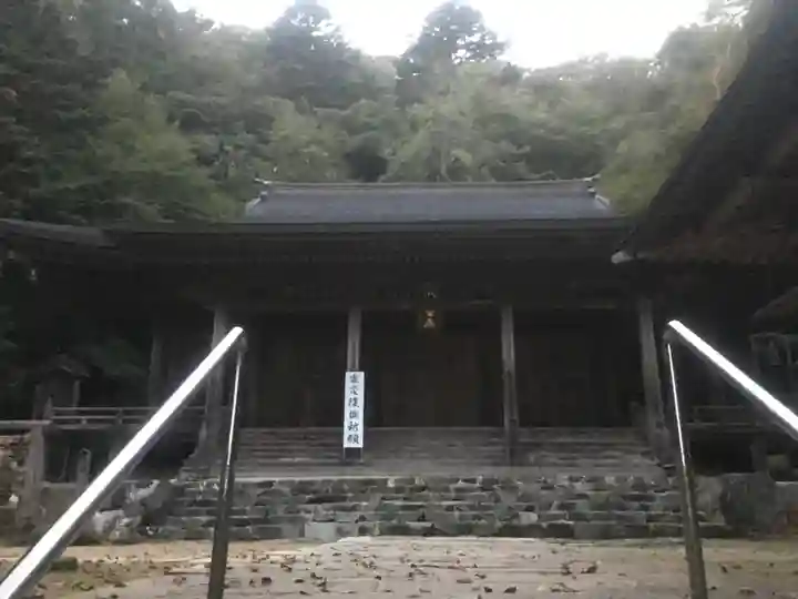 赤井嶽薬師 常福寺の本殿・本堂