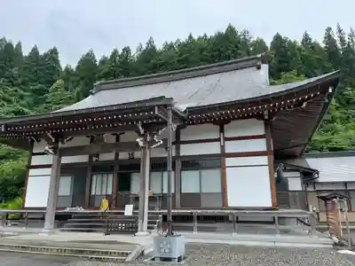 東薬寺の本殿・本堂