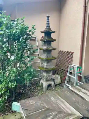 常立寺の{uncategorized: "未分類", other: "その他", undefined: "問題あり", building: "その他建物", grave: "お墓", sacred_gate: "鳥居", guardian: "狛犬", statue: "像", buddha: "仏像", history: "歴史", nature: "自然", garden: "庭園", animal: "動物", pagoda: "塔", temizu: "手水舎", mountain_gate: "山門・神門", sanctuary: "本殿・本堂", subordinate: "末社・摂社", art: "芸術", scenery: "景色", jizo: "地蔵", ema: "絵馬", goshuin: "御朱印", omikuji: "おみくじ", items: "授与品その他", amulet: "お守り", goshuincho: "御朱印帳", eats: "食事", festival: "お祭り", votive_dance: "神楽", shichigosan: "七五三参", wedding: "結婚式", experience: "体験その他", initially: "初詣", around: "周辺", anti_infection: "感染症対策"}