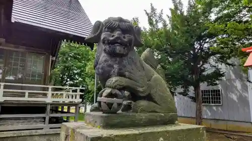 納内神社の狛犬