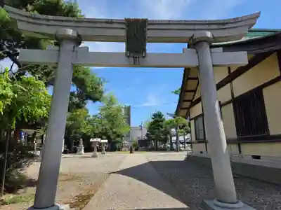 杉杜白髭神社(福井県)