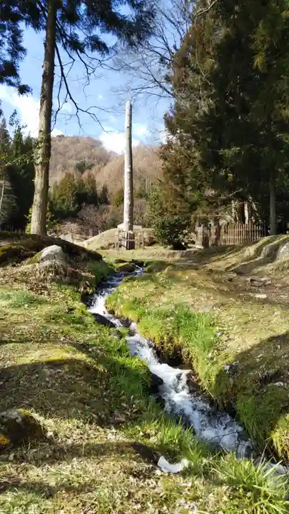 諏訪大社上社前宮の自然