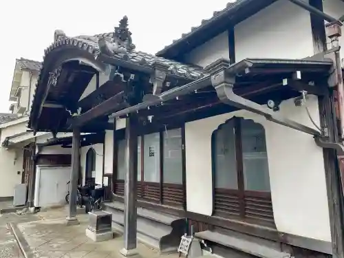 龍谷寺の{uncategorized: "未分類", other: "その他", undefined: "問題あり", building: "その他建物", grave: "お墓", sacred_gate: "鳥居", guardian: "狛犬", statue: "像", buddha: "仏像", history: "歴史", nature: "自然", garden: "庭園", animal: "動物", pagoda: "塔", temizu: "手水舎", mountain_gate: "山門・神門", sanctuary: "本殿・本堂", subordinate: "末社・摂社", art: "芸術", scenery: "景色", jizo: "地蔵", ema: "絵馬", goshuin: "御朱印", omikuji: "おみくじ", items: "授与品その他", amulet: "お守り", goshuincho: "御朱印帳", eats: "食事", festival: "お祭り", votive_dance: "神楽", shichigosan: "七五三参", wedding: "結婚式", experience: "体験その他", initially: "初詣", around: "周辺", anti_infection: "感染症対策"}