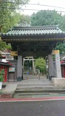 王子稲荷神社の山門・神門