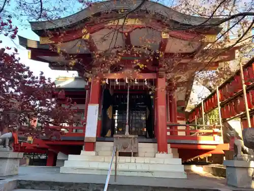 市谷亀岡八幡宮の本殿・本堂