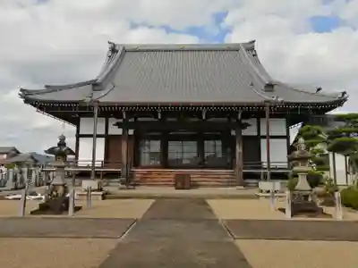 慈恩寺の本殿・本堂