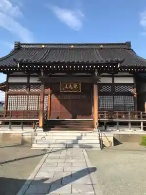 最勝寺の本殿・本堂