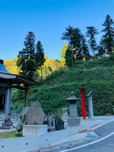 妙龍神社の本殿