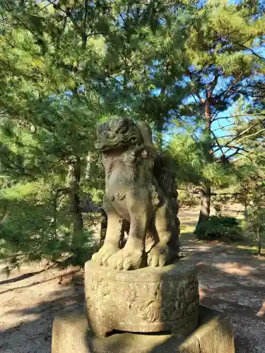 石船神社（岩船神社）の狛犬