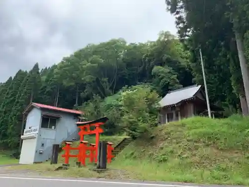 山神神社の本殿