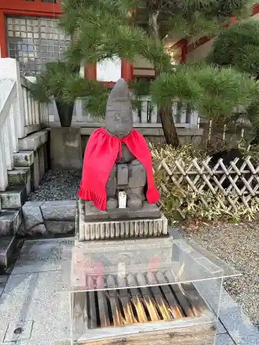 日枝神社の{uncategorized: "未分類", other: "その他", undefined: "問題あり", building: "その他建物", grave: "お墓", sacred_gate: "鳥居", guardian: "狛犬", statue: "像", buddha: "仏像", history: "歴史", nature: "自然", garden: "庭園", animal: "動物", pagoda: "塔", temizu: "手水舎", mountain_gate: "山門・神門", sanctuary: "本殿・本堂", subordinate: "末社・摂社", art: "芸術", scenery: "景色", jizo: "地蔵", ema: "絵馬", goshuin: "御朱印", omikuji: "おみくじ", items: "授与品その他", amulet: "お守り", goshuincho: "御朱印帳", eats: "食事", festival: "お祭り", votive_dance: "神楽", shichigosan: "七五三参", wedding: "結婚式", experience: "体験その他", initially: "初詣", around: "周辺", anti_infection: "感染症対策"}