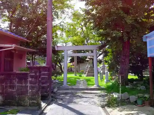 寳田社の鳥居