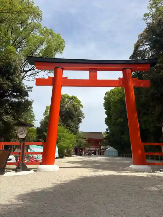 賀茂御祖神社(下鴨神社)の{uncategorized: "未分類", other: "その他", undefined: "問題あり", building: "その他建物", grave: "お墓", sacred_gate: "鳥居", guardian: "狛犬", statue: "像", buddha: "仏像", history: "歴史", nature: "自然", garden: "庭園", animal: "動物", pagoda: "塔", temizu: "手水舎", mountain_gate: "山門・神門", sanctuary: "本殿・本堂", subordinate: "末社・摂社", art: "芸術", scenery: "景色", jizo: "地蔵", ema: "絵馬", goshuin: "御朱印", omikuji: "おみくじ", items: "授与品その他", amulet: "お守り", goshuincho: "御朱印帳", eats: "食事", festival: "お祭り", votive_dance: "神楽", shichigosan: "七五三参", wedding: "結婚式", experience: "体験その他", initially: "初詣", around: "周辺", anti_infection: "感染症対策"}