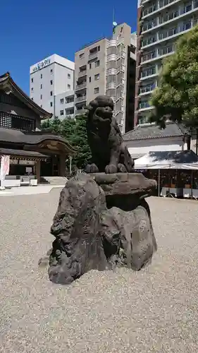 浅草神社の狛犬