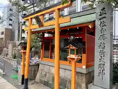 瑞龍寺の末社