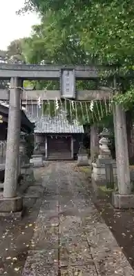 中川氷川神社の鳥居